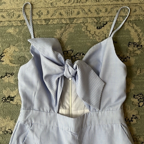 Cute Stripped wide leg Jumpsuit- worn 1 time- XS- purchased at Saks - Picture 4 of 9